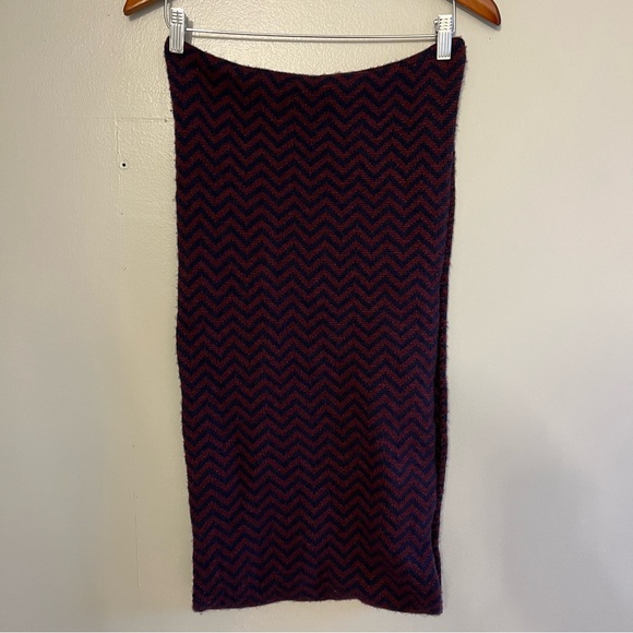 J Crew Burgundy Blue Chevron Wool Acrylic Blend Infinity Knit Scarf OS - Picture 10 of 10